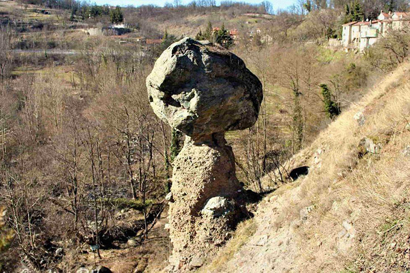 Il Fungo di Pietra di Piana Crixia